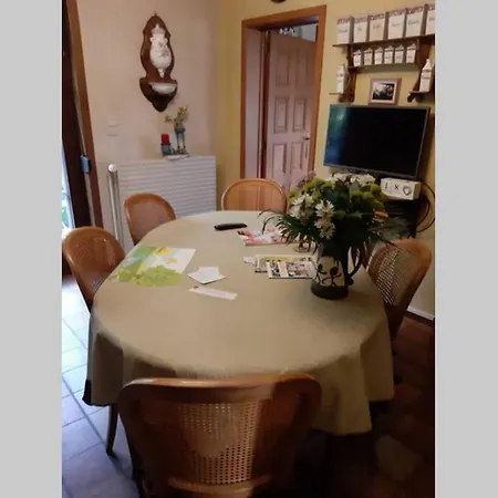 Chimay : Maison Entiere Avec Grand Jardin Et Animaux Chimay